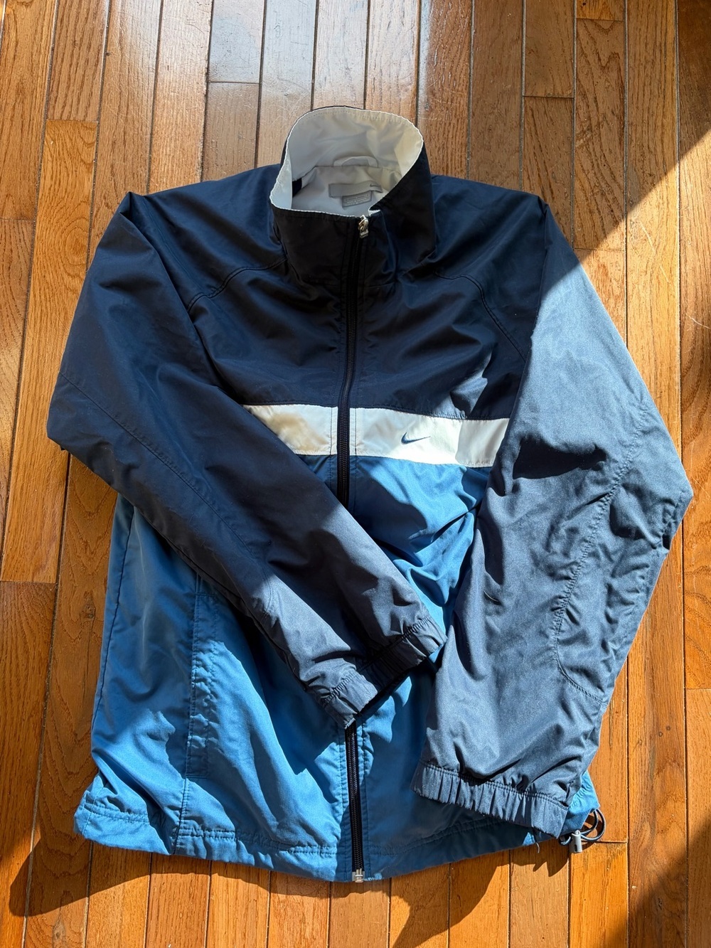 Two piece Nike Men's Navy and Blue Colorblock Track Suit with White Stripe